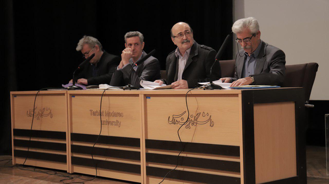 شامگاه 26 دی 1396 در دانشگاه تربیت مدرس: مجمع عمومی عادی سالانه اعضای انجمن حسابداران خبره ایران با حضور 301 عضو انجمن برگزار شد 